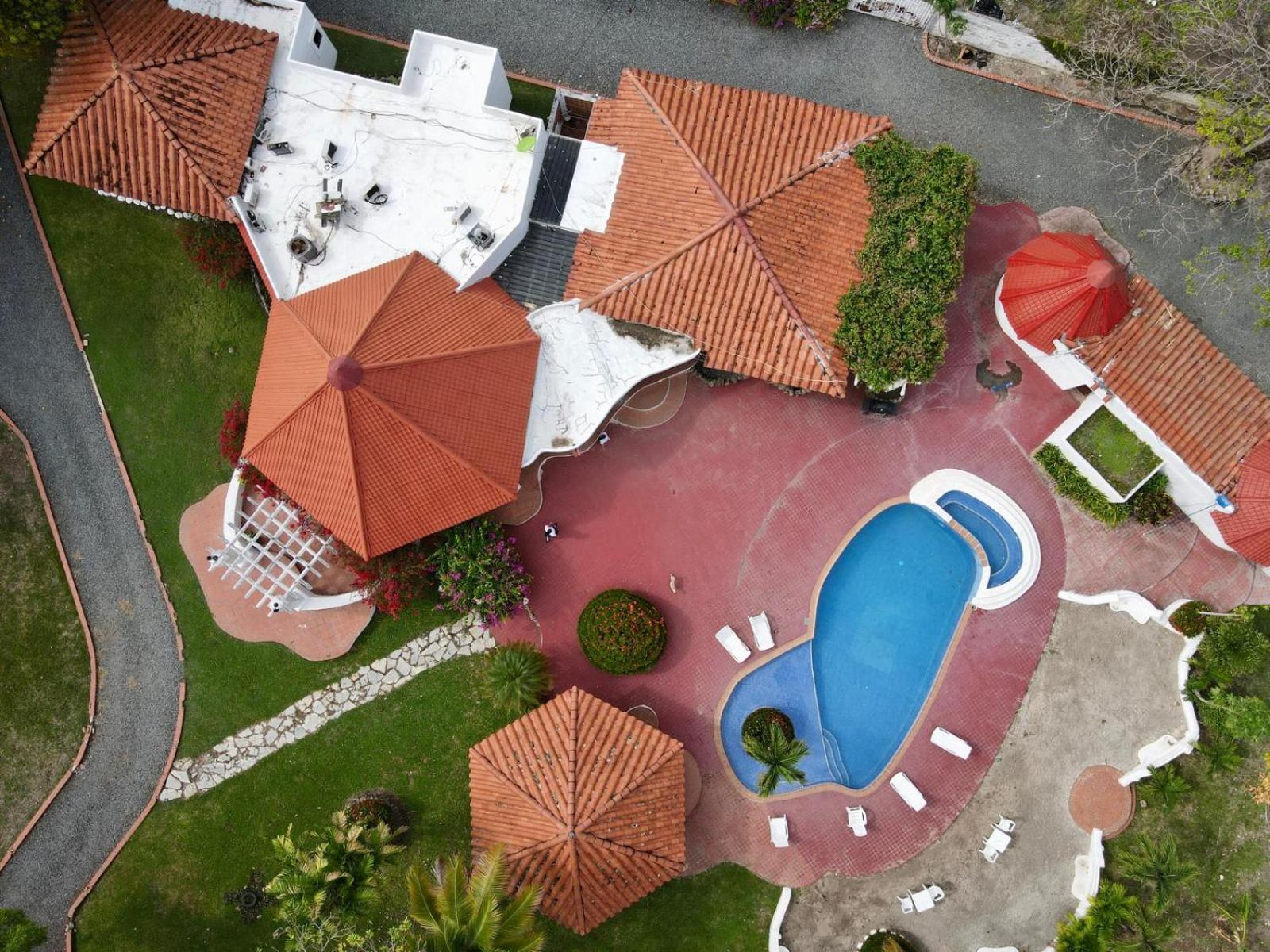 Mia Nueva Gorgona Otel Dış mekan fotoğraf